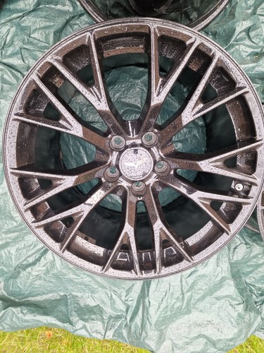 Set staggered alloy - 4,